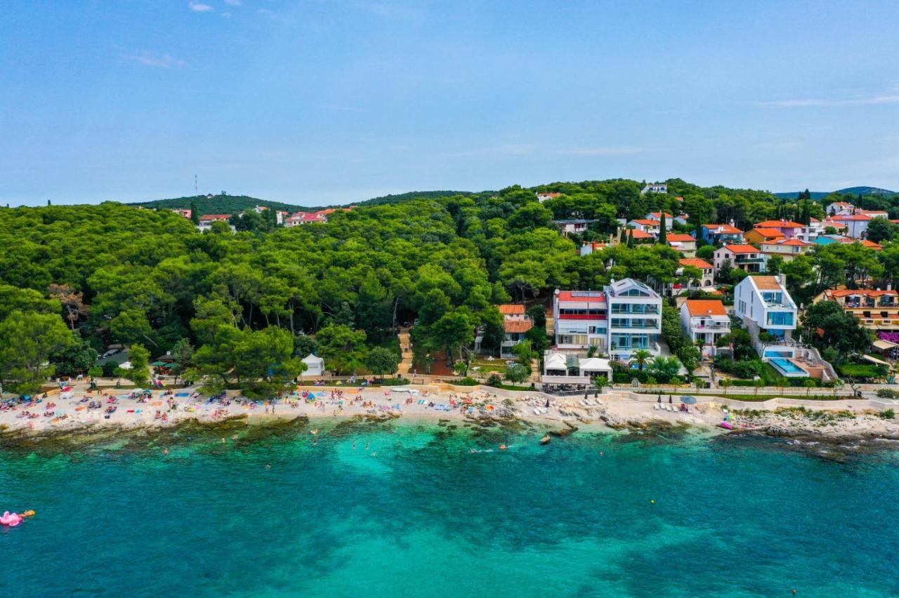 Al Mare Apartments Rovinj Bagian luar foto