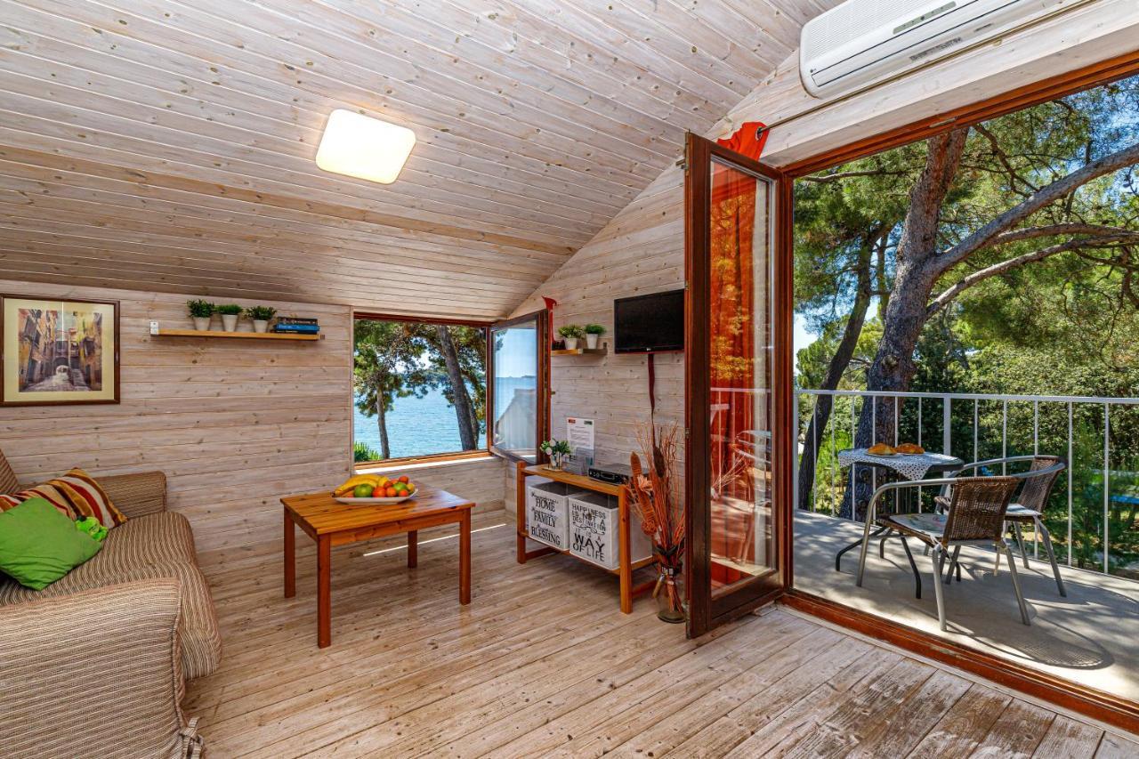 Al Mare Apartments Rovinj Bagian luar foto