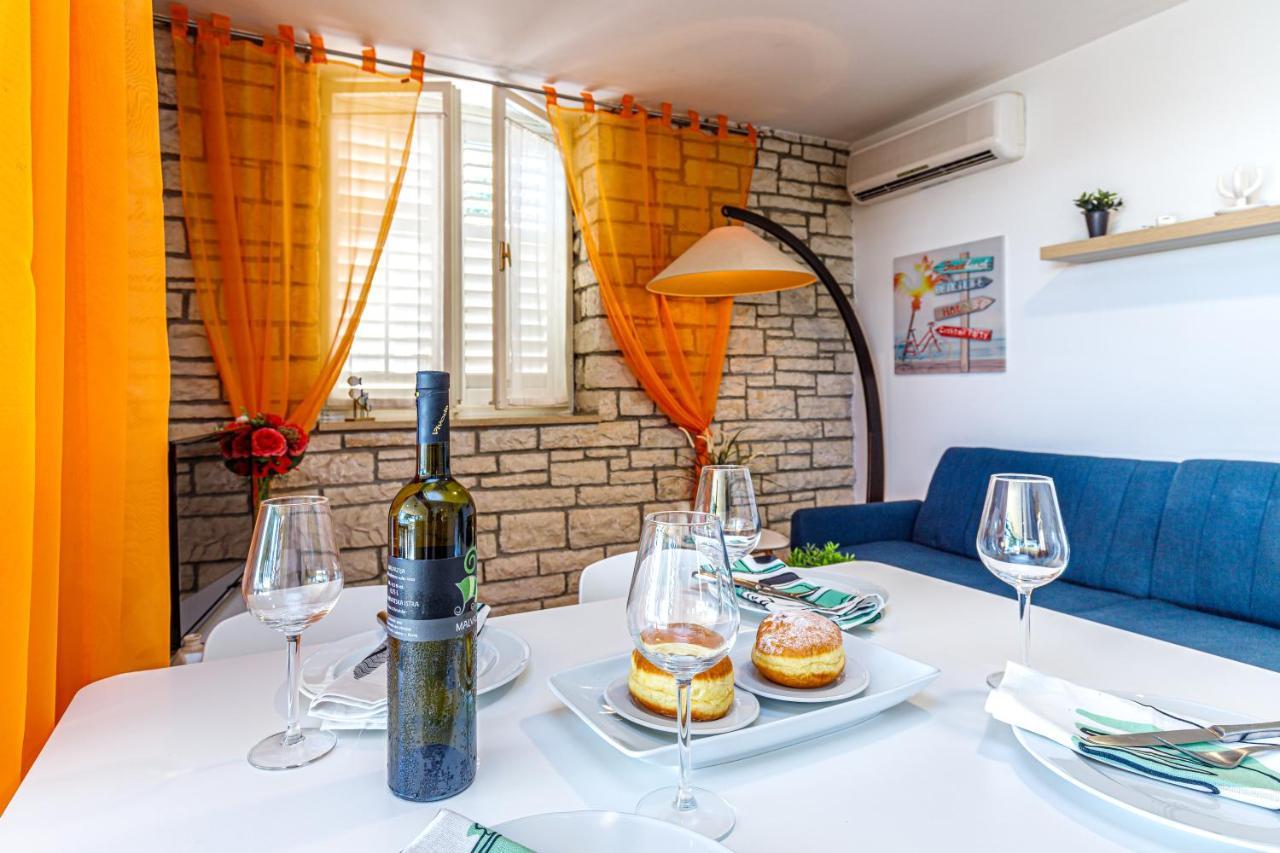 Al Mare Apartments Rovinj Bagian luar foto